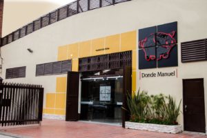Fachada Restaurante Donde Manuel - La Mejor Fritanga en Bogotá